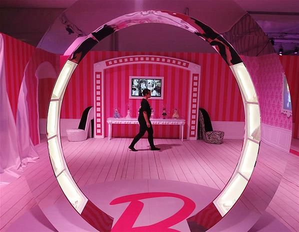 Barbie's Dreamhouse in Berlin, Barbie's dressing room