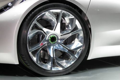 Jaguar-C-X75_wheel